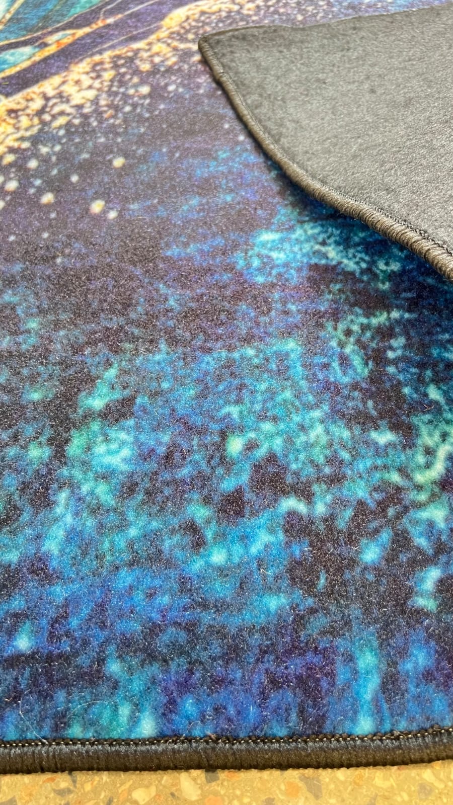 Sajalo Abstract Geode Rug