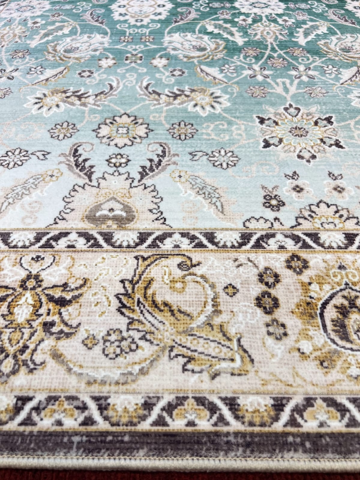Sajalo Luxury Rug