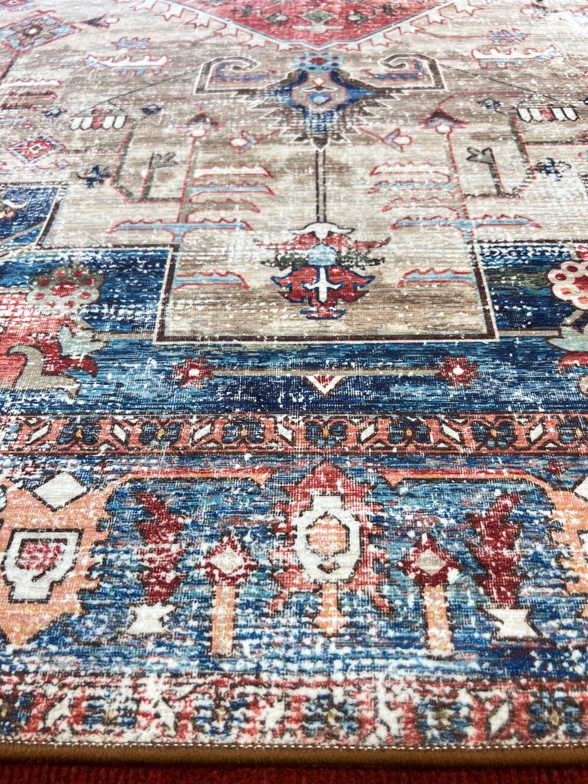 Sajalo Luxury Rug